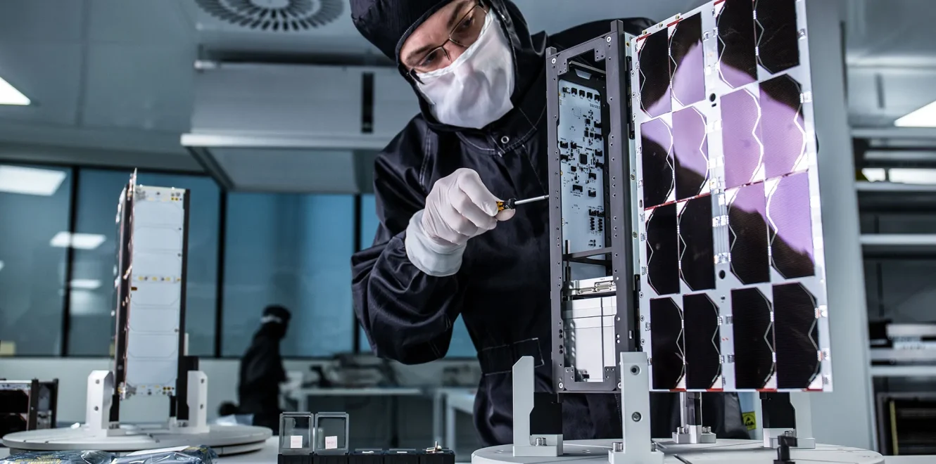 6U CubeSat Structure Web 10